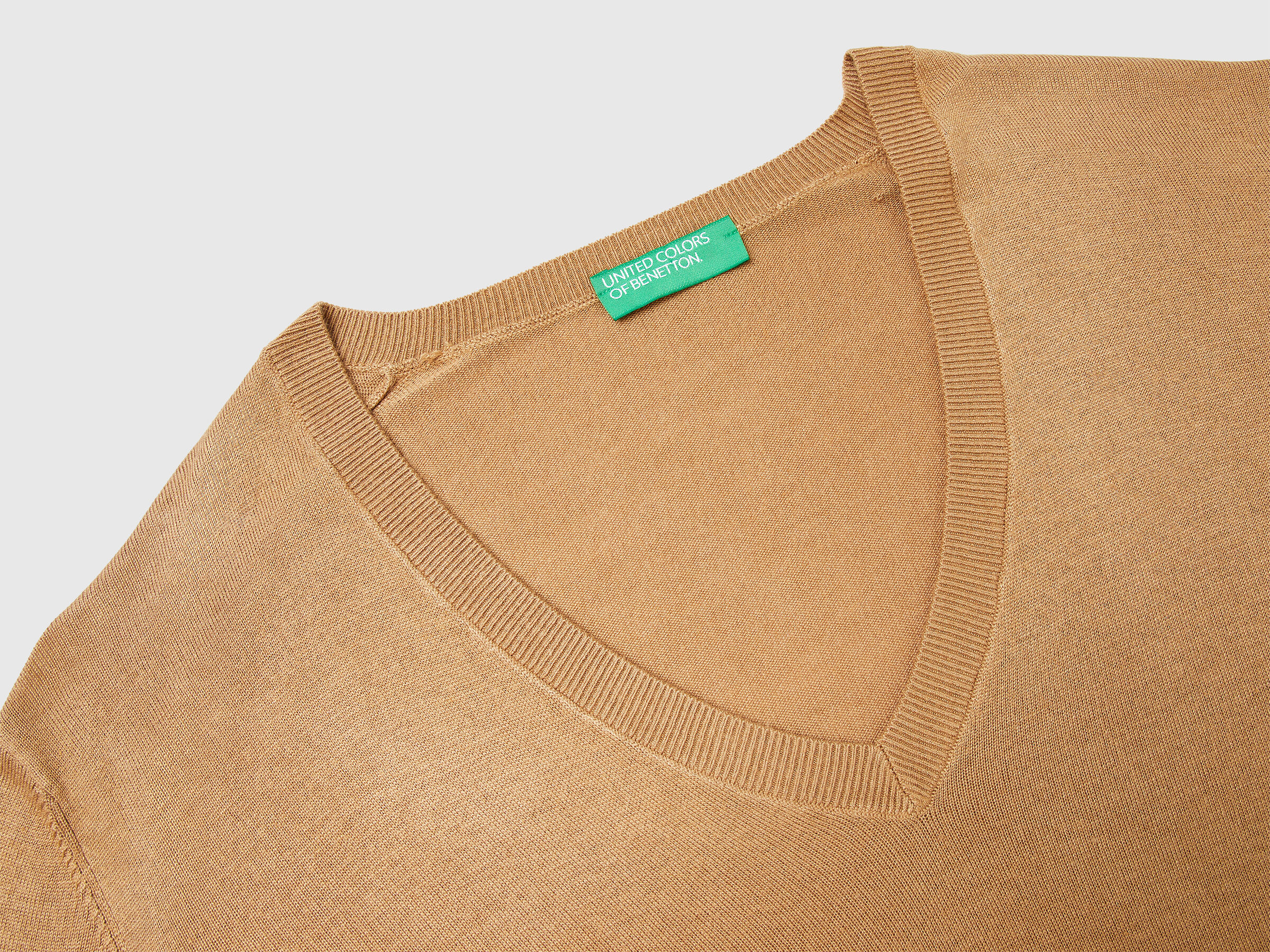 V NECK SWEATER L/S Women image number 7